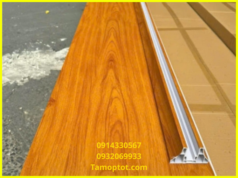 Bảng giá thi công tấm vách ngăn hai mặt bằng nhựa tại TP.HCM mới nhất