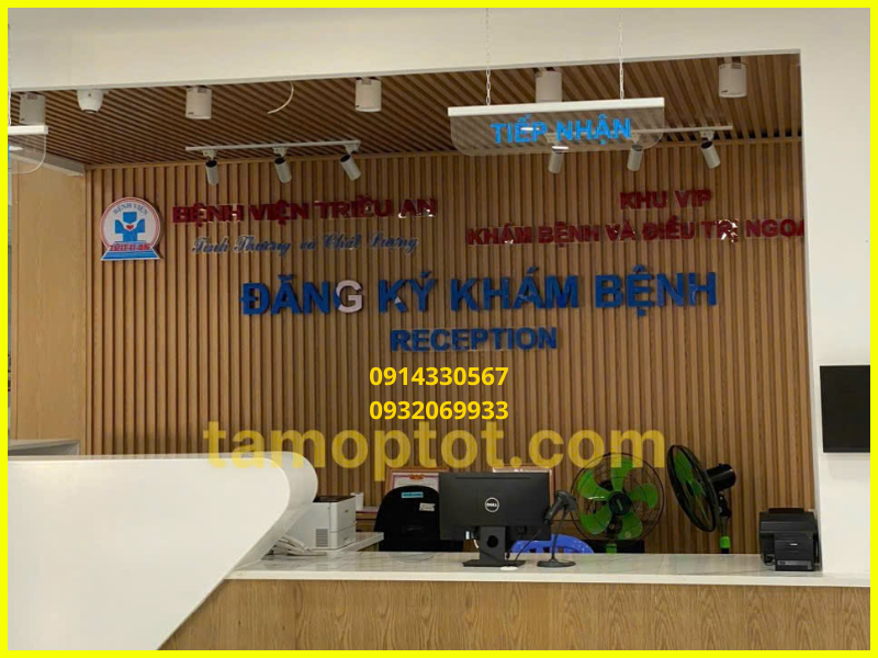 Vì sao nên chọn Xây Dựng TOT thi công lam gỗ nhựa tại TP.HCM?